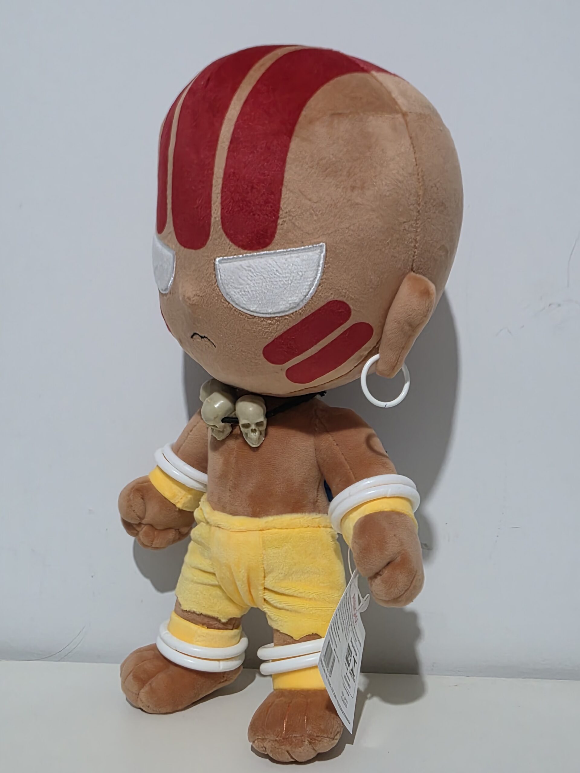 Pelúcia Antialérgica 30 cm Dhalsim Street Fighter oficial CAPCOM - Imagem 5