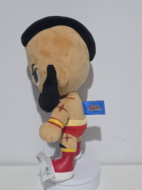 Pelúcia Antialérgia 30 cm Zangief Street Fighter oficial CAPCOM - Imagem 6