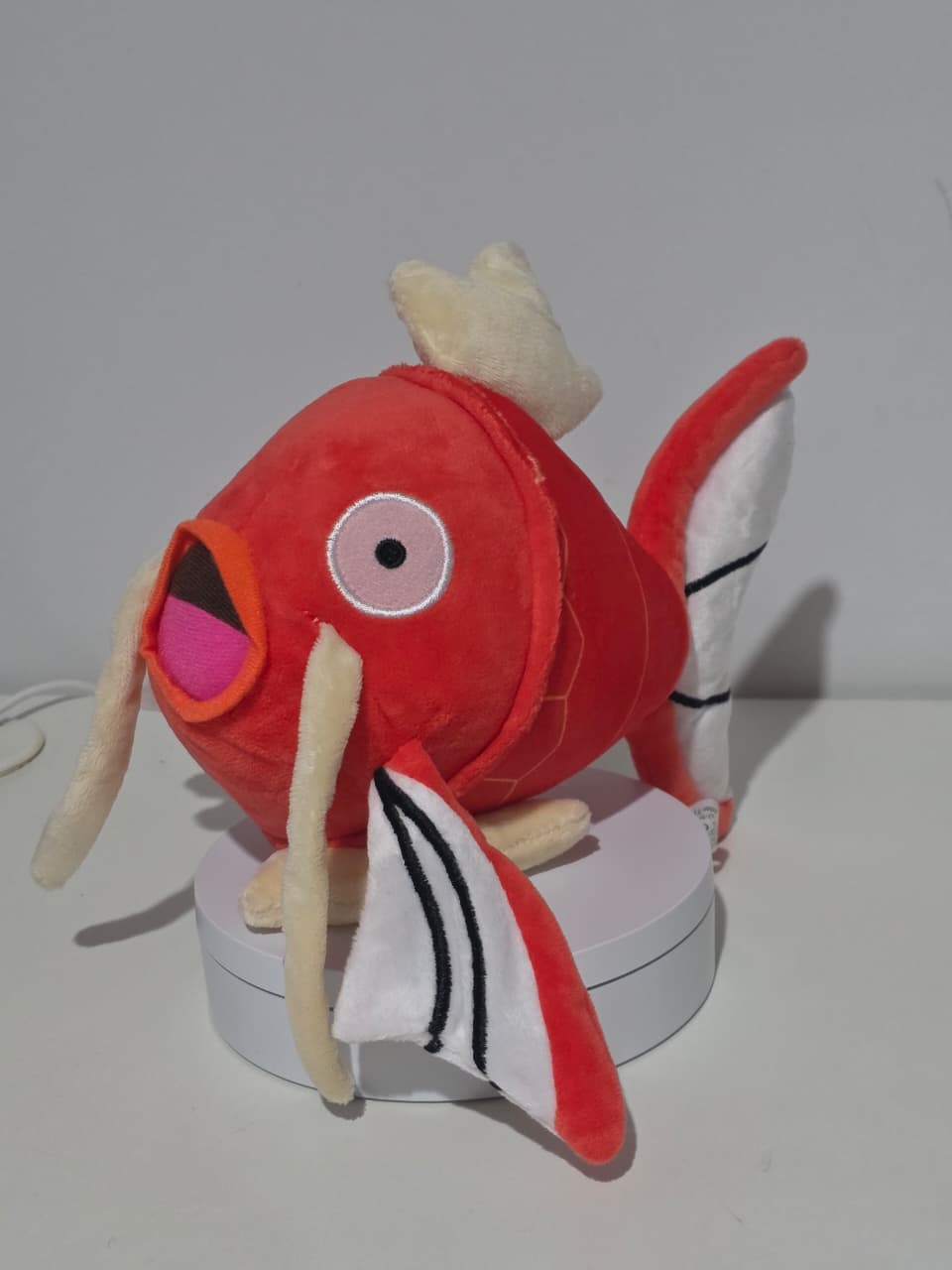 Pelúcia Pokémon Magikarp - 20 cm - Imagem 7